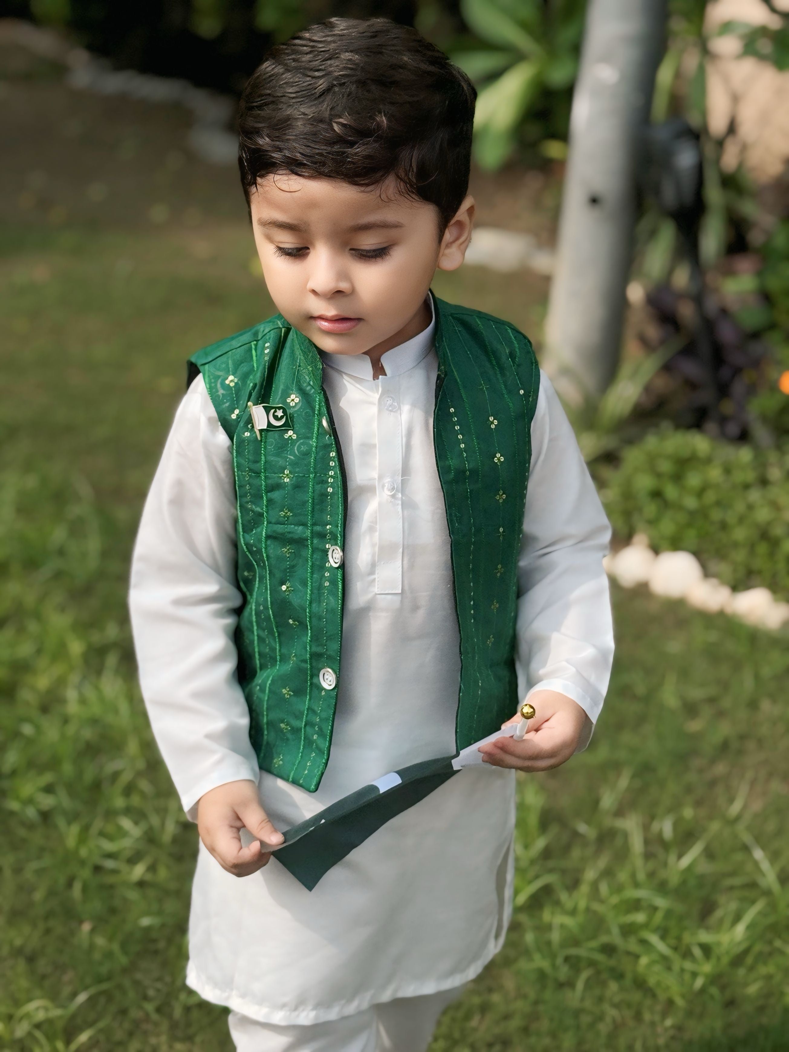 Stylish Azadi Attire – BubbluKidswear Special Edition