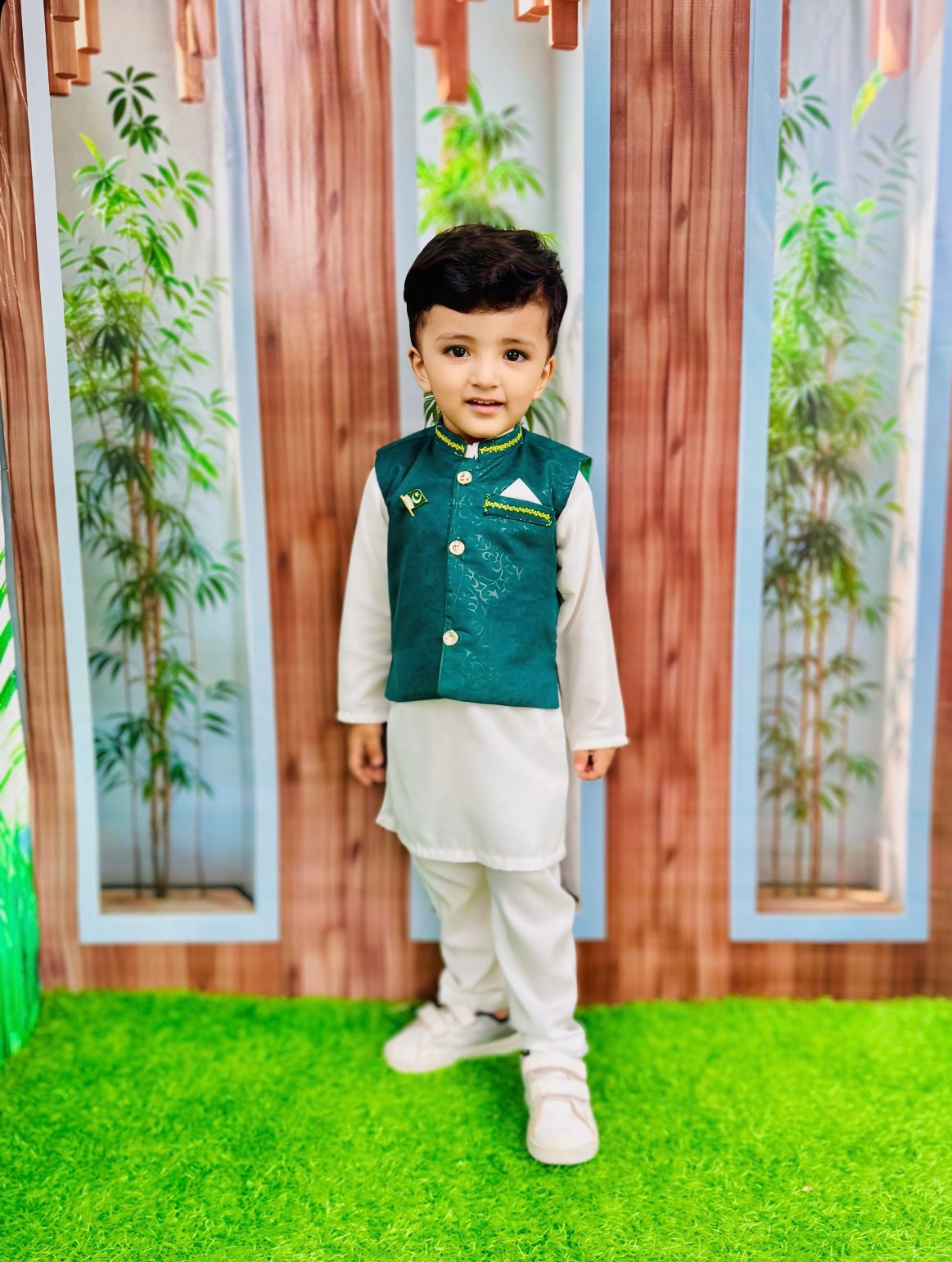 Boys Shalwar Kameez with Green Waistcoat 14th August Edition (0-5 Years)